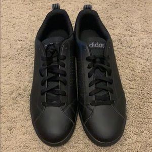 Mens Adidas Advantage shoes